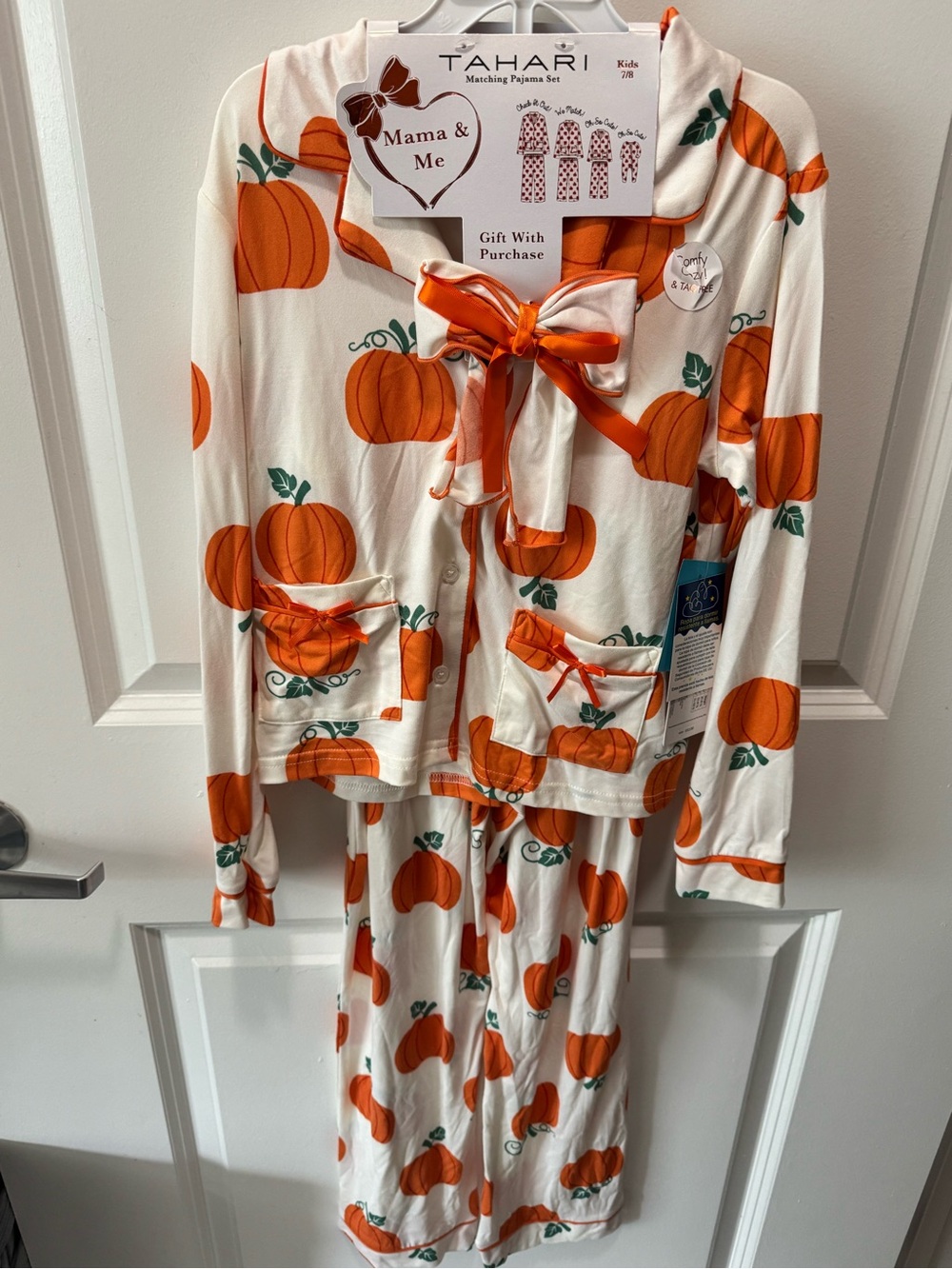 Tahari Girl’s Mama & Me Pumpkin Pajama Set 7/8
